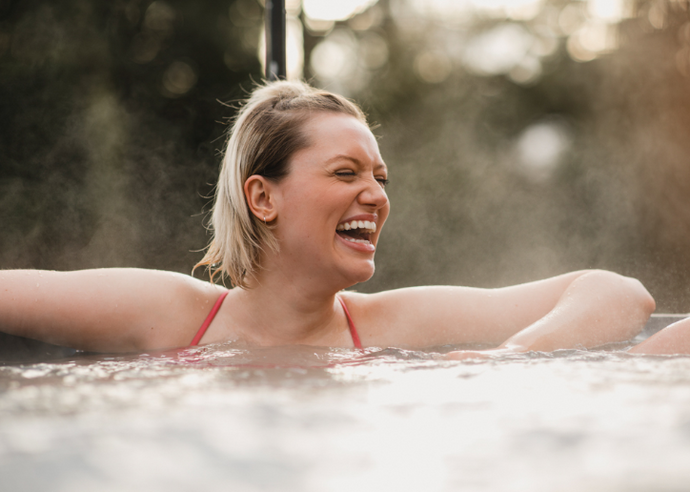 Rena Walsh Wins Luxury Hot Tub with Trampolines Ireland