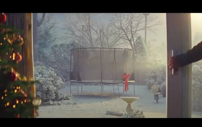 Why Trampolines Make A Fantastic Christmas Gift