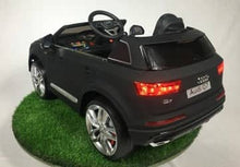 Load image into Gallery viewer, Audi Q7 12v, music module, leather seat, rubber EVA tires (HL159)

